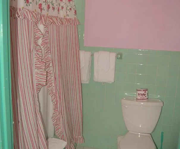 Pink Hibiscus Villa